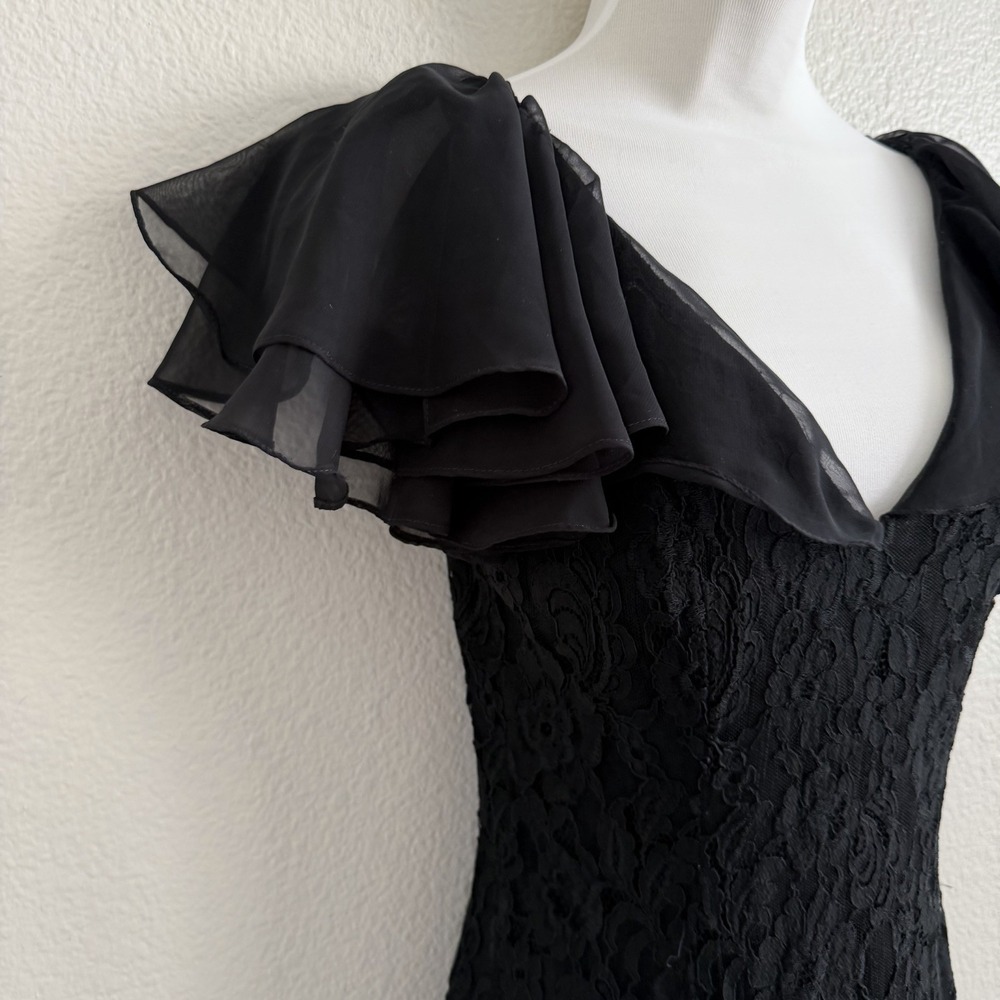 Vintage Casadei Dress 1980s Lace Bodycon Midi Flutter Sleeve Lined READ Cocktail - Picture 2 of 14